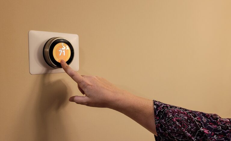 Thermostat Tips That Can Save You Money